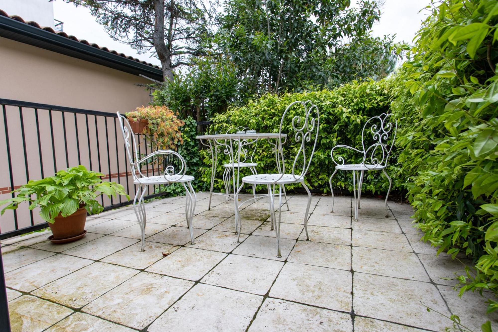 T2 Toulouse 40M2, Lit Queen Size, Climatisation, Quartier Sympa, Terrasse エクステリア 写真